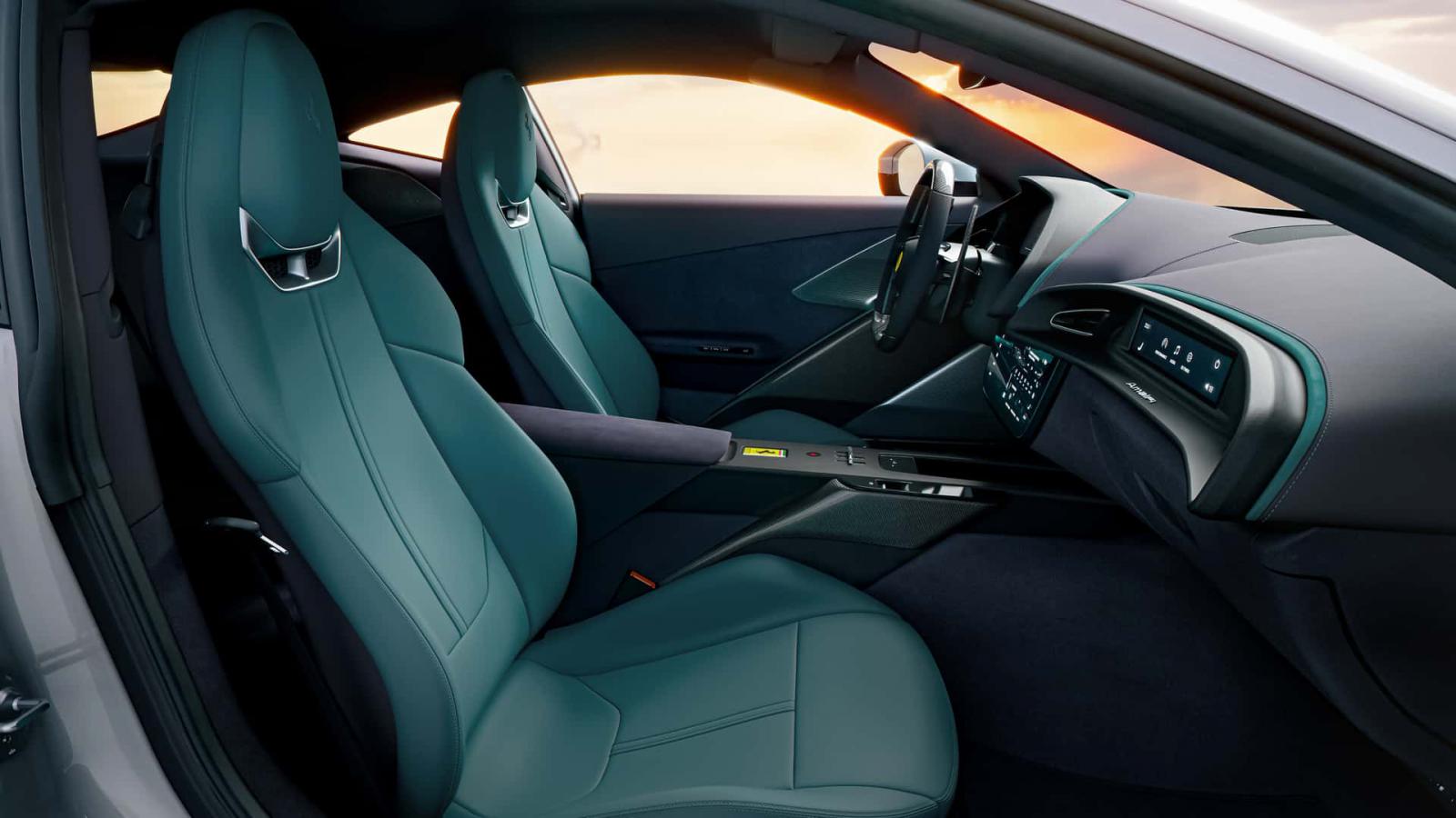 Πρεμιέρα για τη νέα Ferrari Amalfi με 640 ίππους 